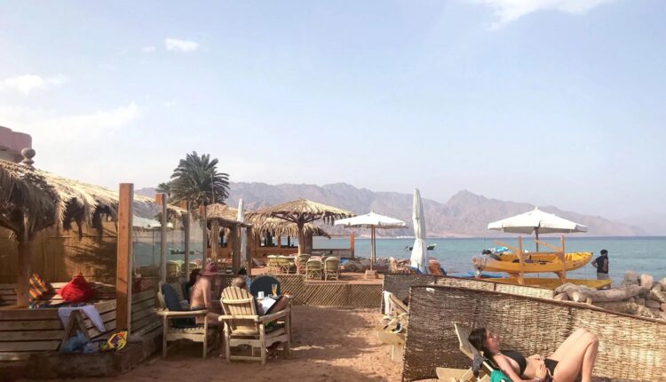 شواطئ مدينة دهب