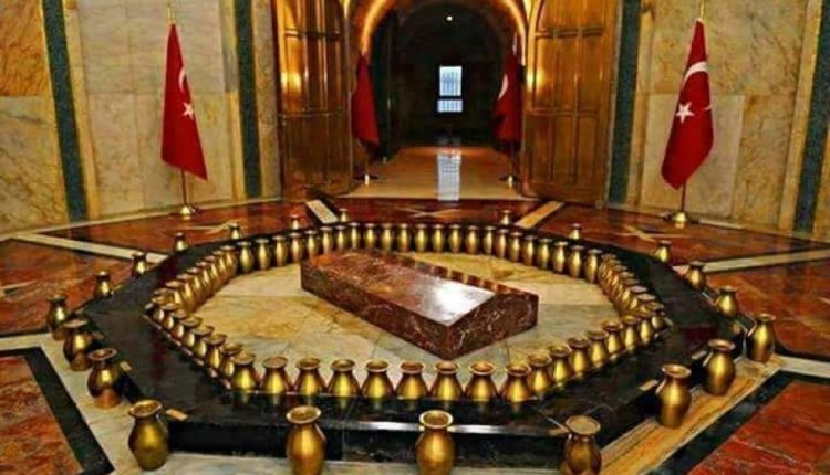 ضريح مصطفى كمال أتاتورك من الداخل