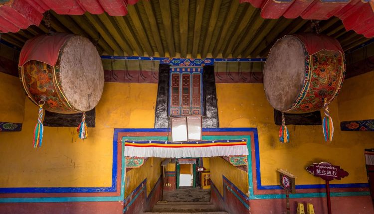 قصر بوتالا من الداخل