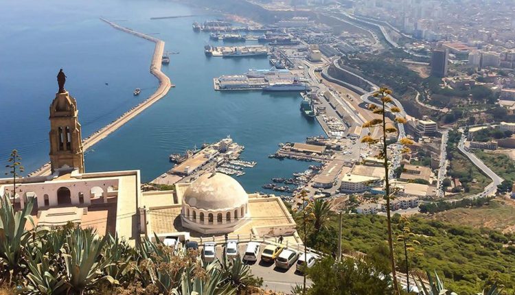 صورة بانورامية لقلعة سانتا كروز