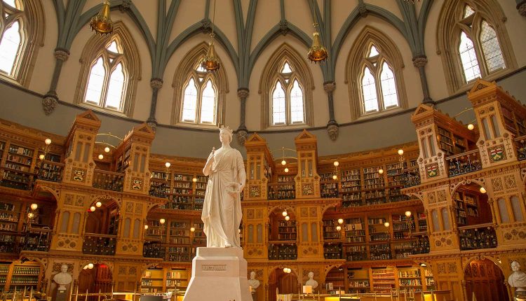 مكتبة مبنى البرلمان الكندي