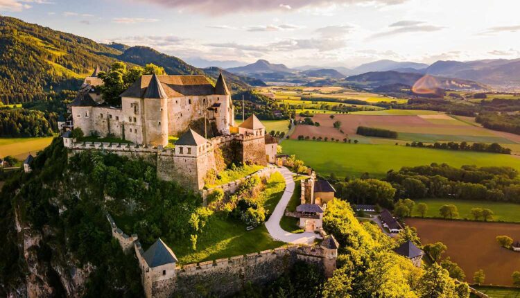 قلعة هوكوستيرفيتز