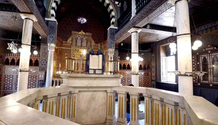 معبد بن عزرا