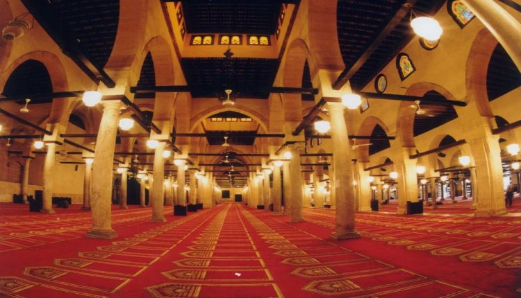 جامع الأزهر من الداخل