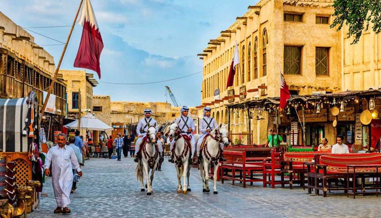 جولات شرطة التراث في سوق واقف