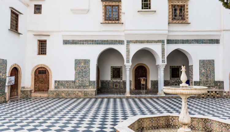 عمارة متحف باردو الوطني الجزائر